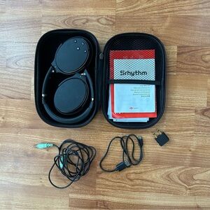 Srhythm NC-25 over ear headphones with noise cancellation